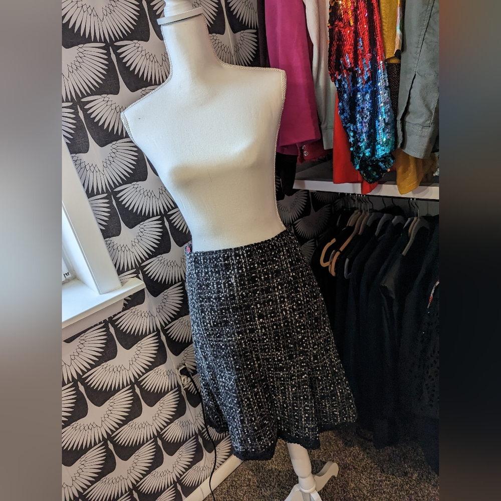 Tweed skirt